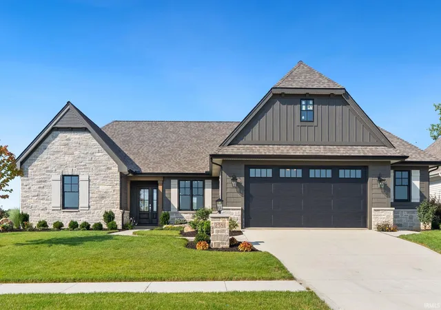Condo for sale at 2581 Pine Straw Dr, Auburn, IN 46706 | MLS# 202640904