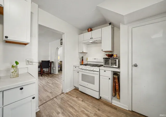 Photo 2 of Manufactured home for sale at 1518 Webster St, South Bend, IN 46613 | MLS# 202640913 | Listing updated on 2026-10-18