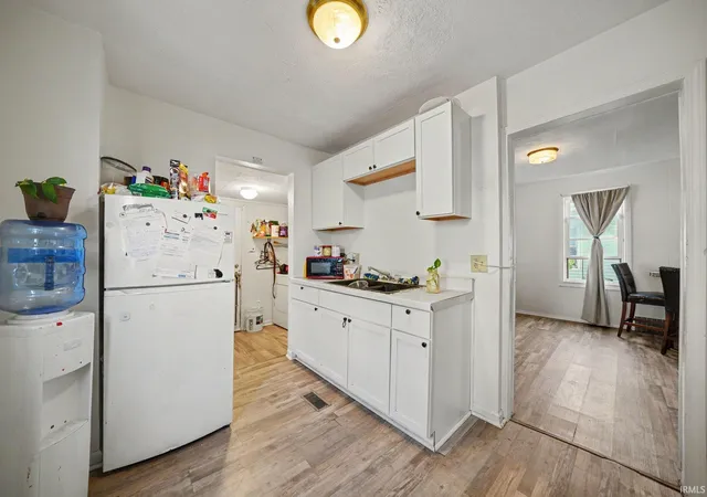 Photo 3 of Manufactured home for sale at 1518 Webster St, South Bend, IN 46613 | MLS# 202640913 | Listing updated on 2026-10-18