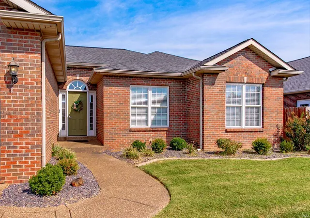 Photo 3 of Sale Pending at 714 Merimac Dr, Evansville, IN 47711 | MLS# 202640923 | Listing updated on 2026-10-08