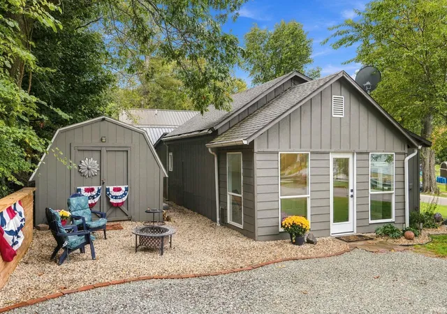 Manufactured home for sale at 3257 SE Lakeshore Dr, Macy, IN 46951 | MLS# 202640934