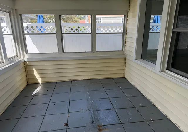 Photo 2 of Manufactured home for sale at 1030 Foster St, South Bend, IN 46617 | MLS# 202640977 | Listing updated on 2026-10-16