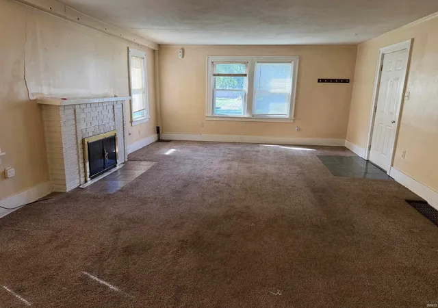 Photo 3 of Manufactured home for sale at 1030 Foster St, South Bend, IN 46617 | MLS# 202640977 | Listing updated on 2026-10-16