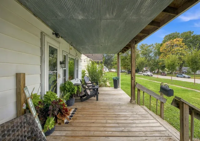 Photo 2 of Manufactured home for sale at 711 Park Ave, Lafayette, IN 47904 | MLS# 202640984 | Listing updated on 2026-10-02