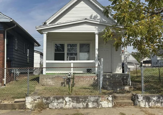 Photo 1 of Manufactured home for sale at 1129 W Oregon St, Evansville, IN 47710 | MLS# 202640994 | Listing updated on 2026-10-13