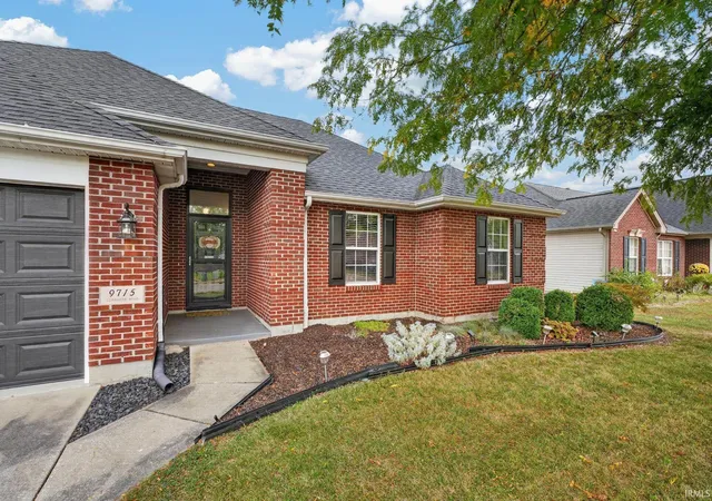 Photo 2 of Sale Pending at 9715 Clippinger Rd, Evansville, IN 47725 | MLS# 202641001 | Listing updated on 2026-10-12