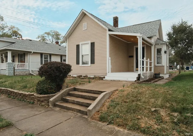 Photo 1 of Sale Pending at 1135 S Bell St, Kokomo, IN 46902 | MLS# 202641039 | Listing updated on 2026-10-18