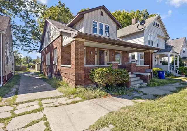 Photo 2 of Sale Pending at 219 E State St, Princeton, IN 47670 | MLS# 202641068 | Listing updated on 2026-10-10