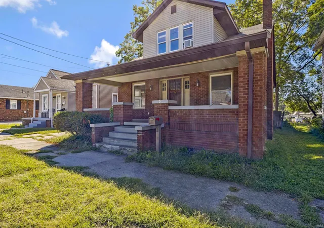 Photo 3 of Sale Pending at 219 E State St, Princeton, IN 47670 | MLS# 202641068 | Listing updated on 2026-10-10