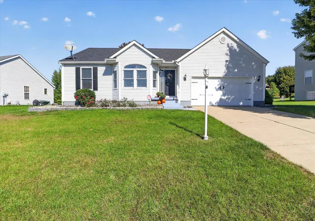 Photo 3 of Sale Pending at 18121 Lisbon Dr, South Bend, IN 46637 | MLS# 202641129 | Listing updated on 2026-10-20