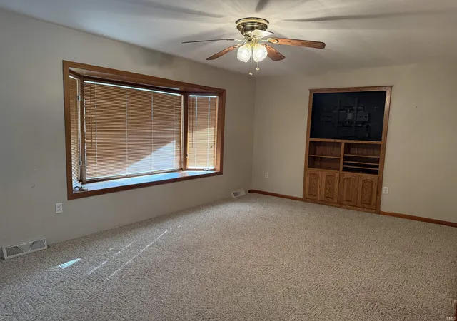 Photo 3 of Sale Pending at 11553 Sand Barrens Ln, Saint Francisville, IL 62460 | MLS# 202641136 | Listing updated on 2026-10-07