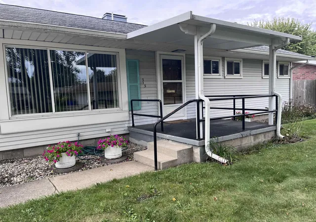Photo 2 of Manufactured home for sale at 313 Lody Ln, Kokomo, IN 46901 | MLS# 202641162 | Listing updated on 2026-10-05