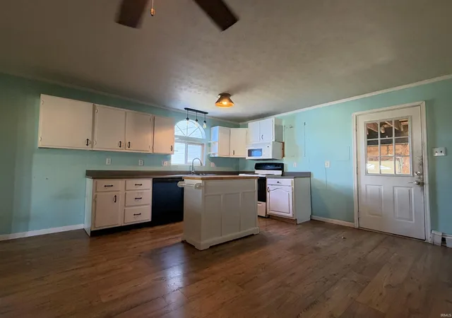 Photo 4 of Manufactured home for sale at 314 S Main St, Amboy, IN 46911 | MLS# 202641238 | Listing updated on 2026-10-05