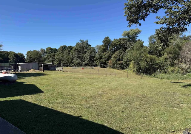 Photo 3 of Manufactured home for sale at 8450 E 500 North, Francisco, IN 47649 | MLS# 202641246 | Listing updated on 2026-10-24