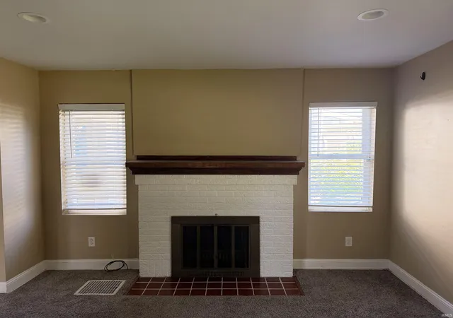Photo 2 of Manufactured home for sale at 3205 S Michigan St, South Bend, IN 46614 | MLS# 202641249 | Listing updated on 2026-10-17