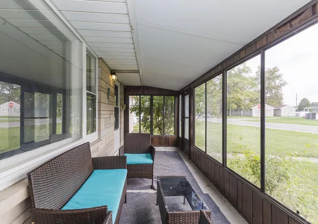 Photo 2 of Manufactured home for sale at 1417 N High St, Hartford City, IN 47348 | MLS# 202641258 | Listing updated on 2026-10-06