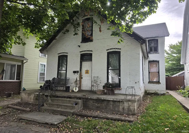 Photo 1 of Sale Pending at 127 W 6th Street, Peru, IN 46970 | MLS# 202641264 | Listing updated on 2026-10-19