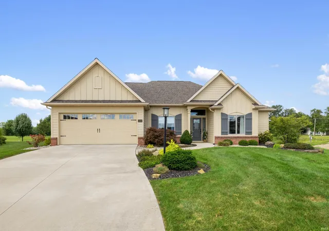 Photo 2 of Sale Pending at 1308 Troon Ct, Auburn, IN 46706 | MLS# 202641272 | Listing updated on 2026-10-22