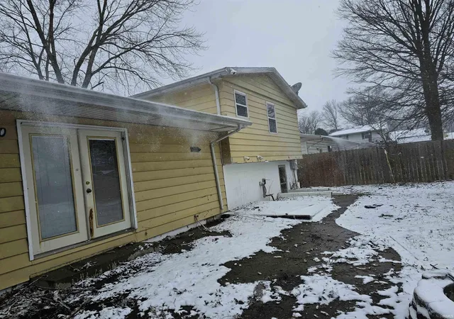 Photo 2 of Sale Pending at 2515 Eckman Dr, Lafayette, IN 47909 | MLS# 202641284 | Listing updated on 2026-10-20