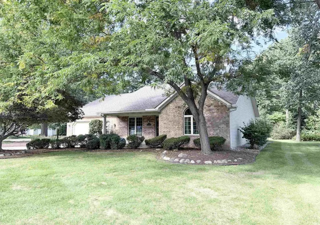 Photo 2 of Sale Pending at 57360 Peachstone Dr, South Bend, IN 46619 | MLS# 202641293 | Listing updated on 2026-10-07