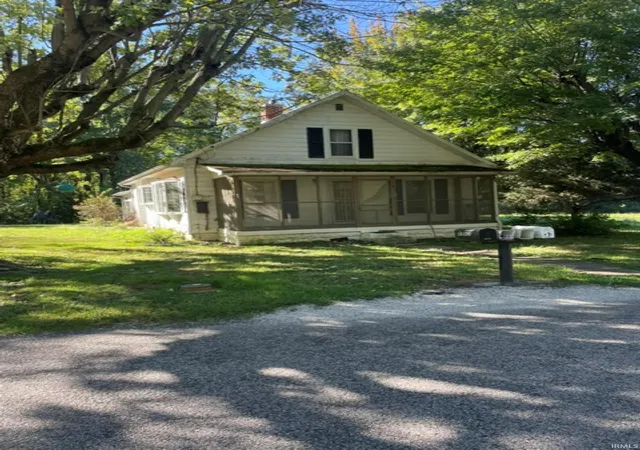 Photo 2 of Manufactured home for sale at 8163 W 200 South Rd, Lyons, IN 47443 | MLS# 202641306 | Listing updated on 2026-10-13