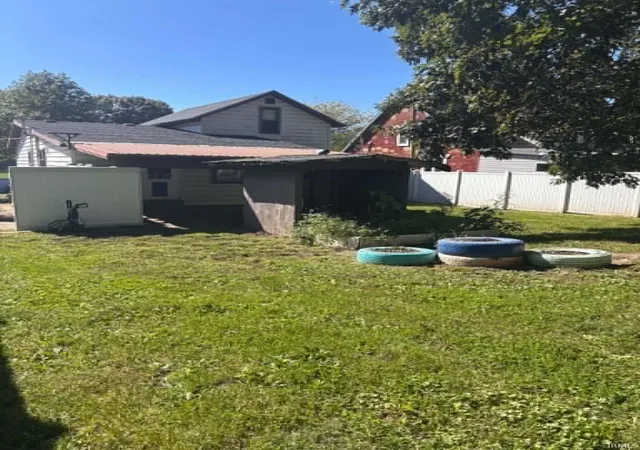 Photo 3 of Single family home for sale at 407 E Swihart St, Columbia City, IN 46725 | MLS# 202641337 | Listing updated on 2026-10-27