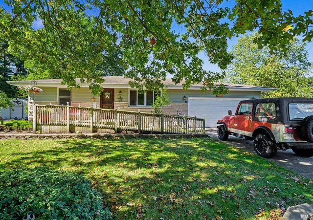 Photo 2 of Manufactured home for sale at 52579 Shellbark Ave, South Bend, IN 46628 | MLS# 202641350 | Listing updated on 2026-10-16