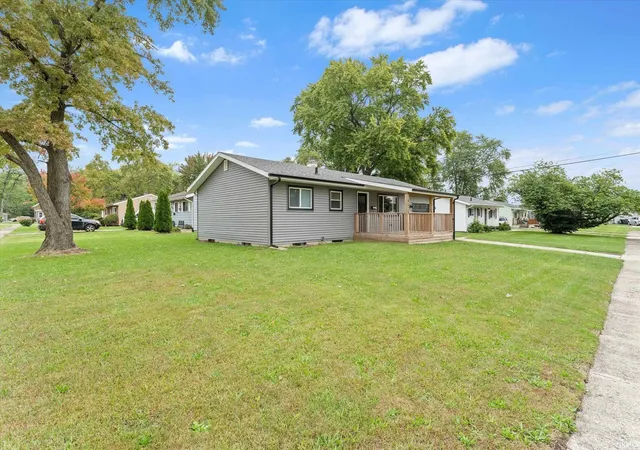 Photo 2 of Manufactured home for sale at 4625 Ridgeway St, South Bend, IN 46619 | MLS# 202641351 | Listing updated on 2026-10-19