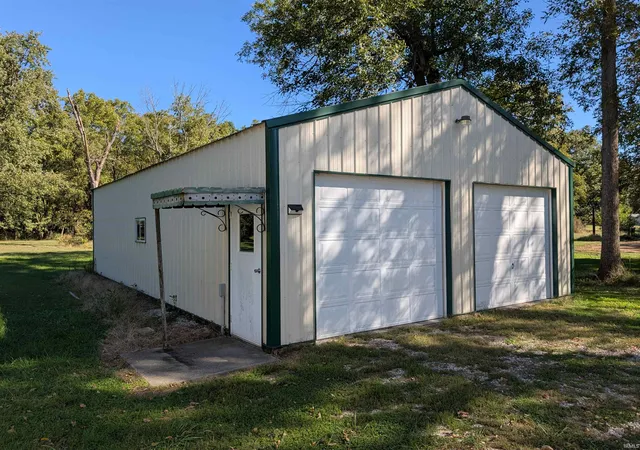 Photo 3 of Manufactured home for sale at 14573 Old US Hwy 50, Lawrenceville, IL 62439 | MLS# 202641380 | Listing updated on 2026-10-20