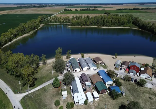 Photo 3 of Manufactured home for sale at 9975 Beach Blvd, Lawrenceville, IL 62439 | MLS# 202641425 | Listing updated on 2026-10-09