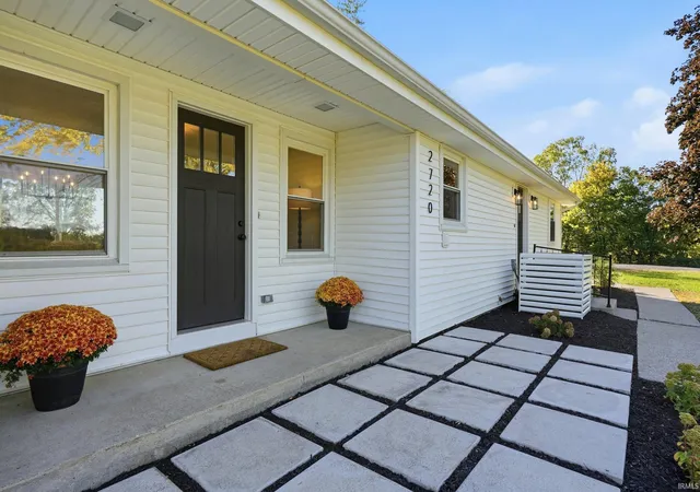 Photo 3 of Manufactured home for sale at 2720 E 500 Road, Columbia City, IN 46725 | MLS# 202641443 | Listing updated on 2026-10-23