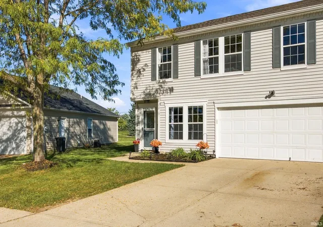Photo 2 of Sale Pending at 2990 Peebleshire Ln, Lafayette, IN 47909 | MLS# 202641487 | Listing updated on 2026-10-12