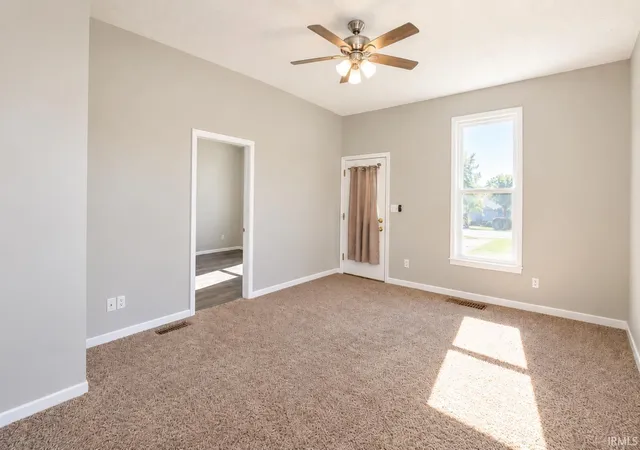 Photo 2 of Manufactured home for sale at 2000 Vinton St, Lafayette, IN 47904 | MLS# 202641494 | Listing updated on 2026-10-23