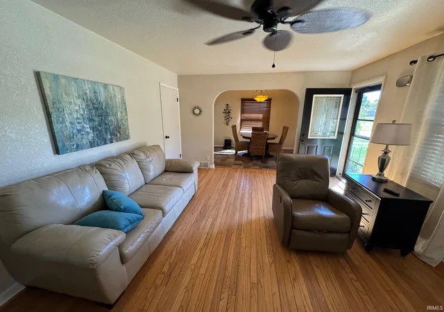 Photo 2 of Manufactured home for sale at 1319 Hill St, Rochester, IN 46975 | MLS# 202641508 | Listing updated on 2026-10-07