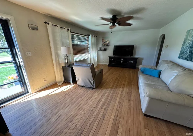 Photo 3 of Manufactured home for sale at 1319 Hill St, Rochester, IN 46975 | MLS# 202641508 | Listing updated on 2026-10-07
