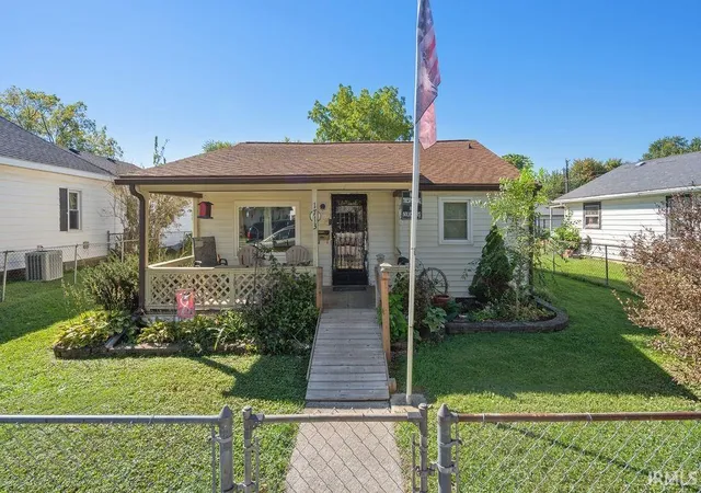 Photo 1 of Manufactured home for sale at 1713 N Mccann St, Kokomo, IN 46901 | MLS# 202641545 | Listing updated on 2026-10-19