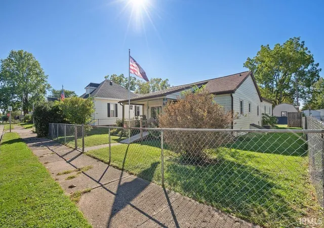Photo 3 of Manufactured home for sale at 1713 N Mccann St, Kokomo, IN 46901 | MLS# 202641545 | Listing updated on 2026-10-19