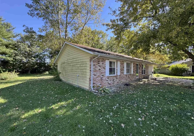 Photo 3 of Manufactured home for sale at 624 Holly Ct, Walton, IN 46994 | MLS# 202641547 | Listing updated on 2026-10-08