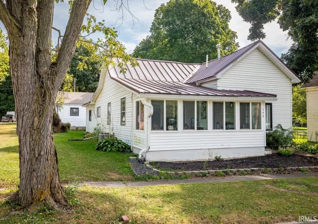 Manufactured home for sale at 548 N Grover St, Warren, IN 46792 | MLS# 202641570