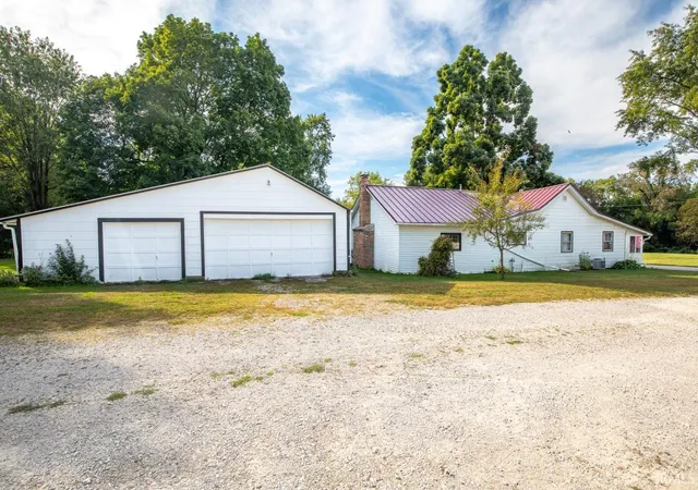 Photo 1 of Manufactured home for sale at 548 N Grover St, Warren, IN 46792 | MLS# 202641570 | Listing updated on 2026-10-20