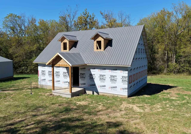 Photo 3 of Single family home for sale at 777 Springville Judah Rd, Springville, IN 47462 | MLS# 202641573 | Listing updated on 2026-10-08