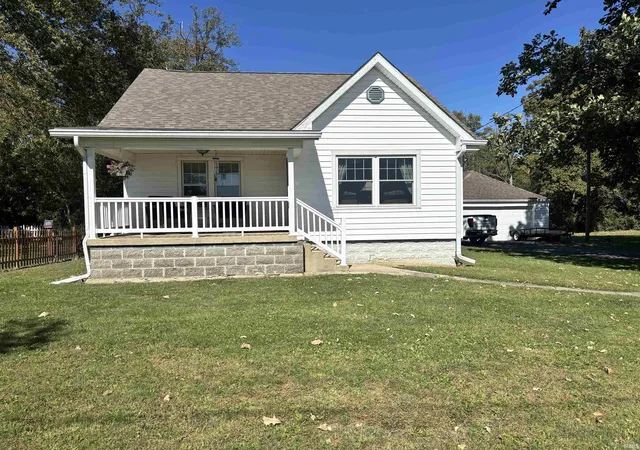 Photo 1 of Single family home for sale at 918 E County Rd 500 S, Muncie, IN 47302 | MLS# 202641583 | Listing updated on 2026-10-07