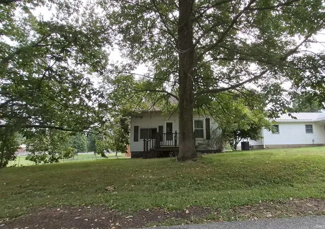Photo 1 of Manufactured home for sale at 110 N Turman St, Carlisle, IN 47838 | MLS# 202641589 | Listing updated on 2026-10-07