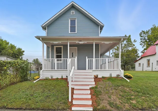 Photo 1 of Single family home for sale at 1125 E Washington St, Muncie, IN 47305 | MLS# 202641601 | Listing updated on 2026-10-07