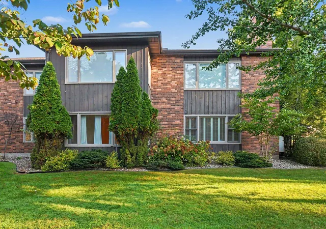 Photo 1 of Condo for sale at 732 Riverside Ct, South Bend, IN 46616 | MLS# 202641604 | Listing updated on 2026-10-13