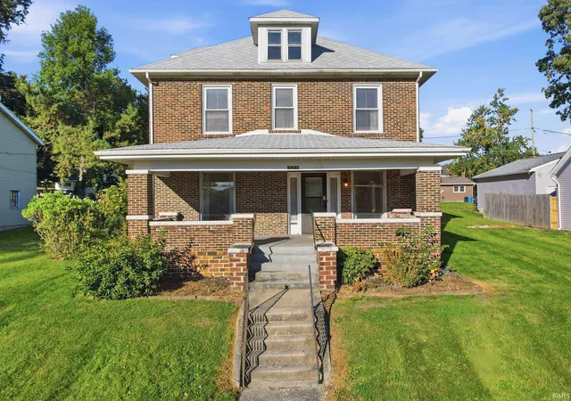 Manufactured home for sale at 322 S Jefferson St, Hartford City, IN 47348 | MLS# 202641623