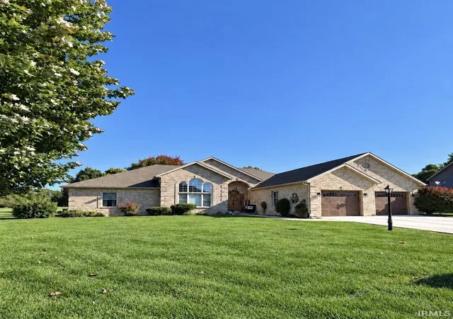 Photo 1 of Manufactured home for sale at 1544 Foxhaven Dr, Kokomo, IN 46902 | MLS# 202641629 | Listing updated on 2026-10-21