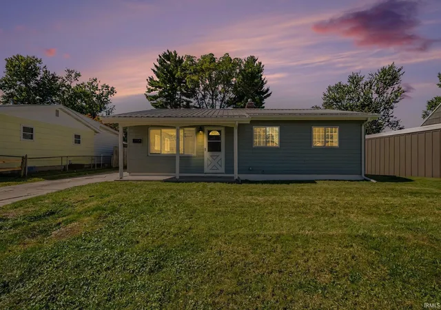Manufactured home for sale at 4119 York Rd, South Bend, IN 46614 | MLS# 202641658