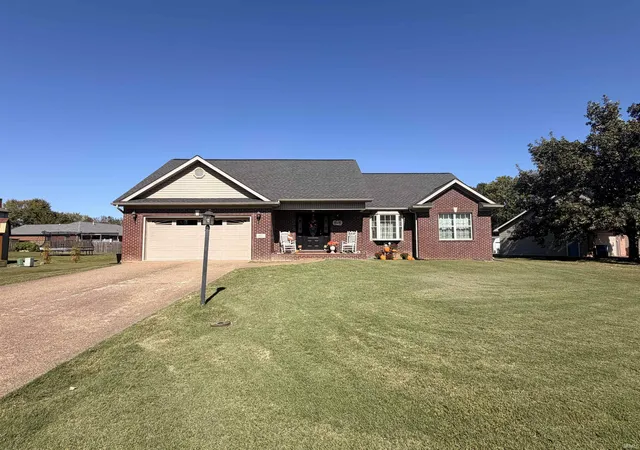 Photo 2 of Single family home for sale at 612 Southbrook Dr, Evansville, IN 47711 | MLS# 202641692 | Listing updated on 2026-10-08