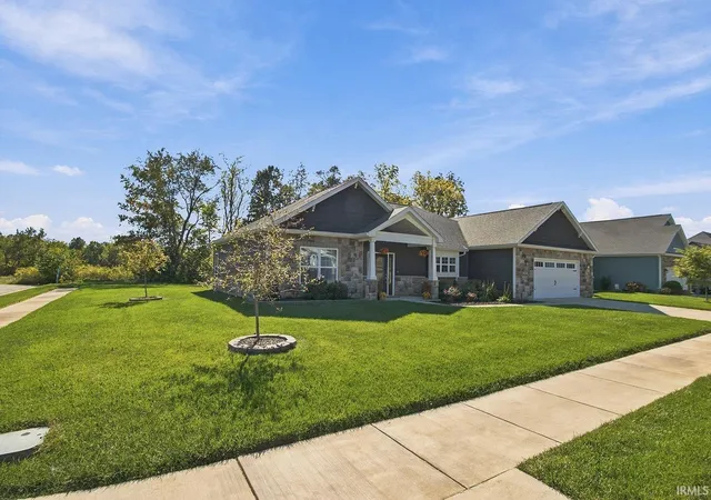 Photo 3 of Manufactured home for sale at 2025 Mondavi Blvd, Lafayette, IN 47909 | MLS# 202641696 | Listing updated on 2026-10-08
